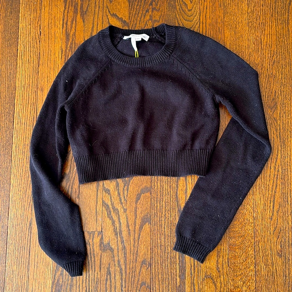 Women BCBG Generation cropped black sweater XXS
